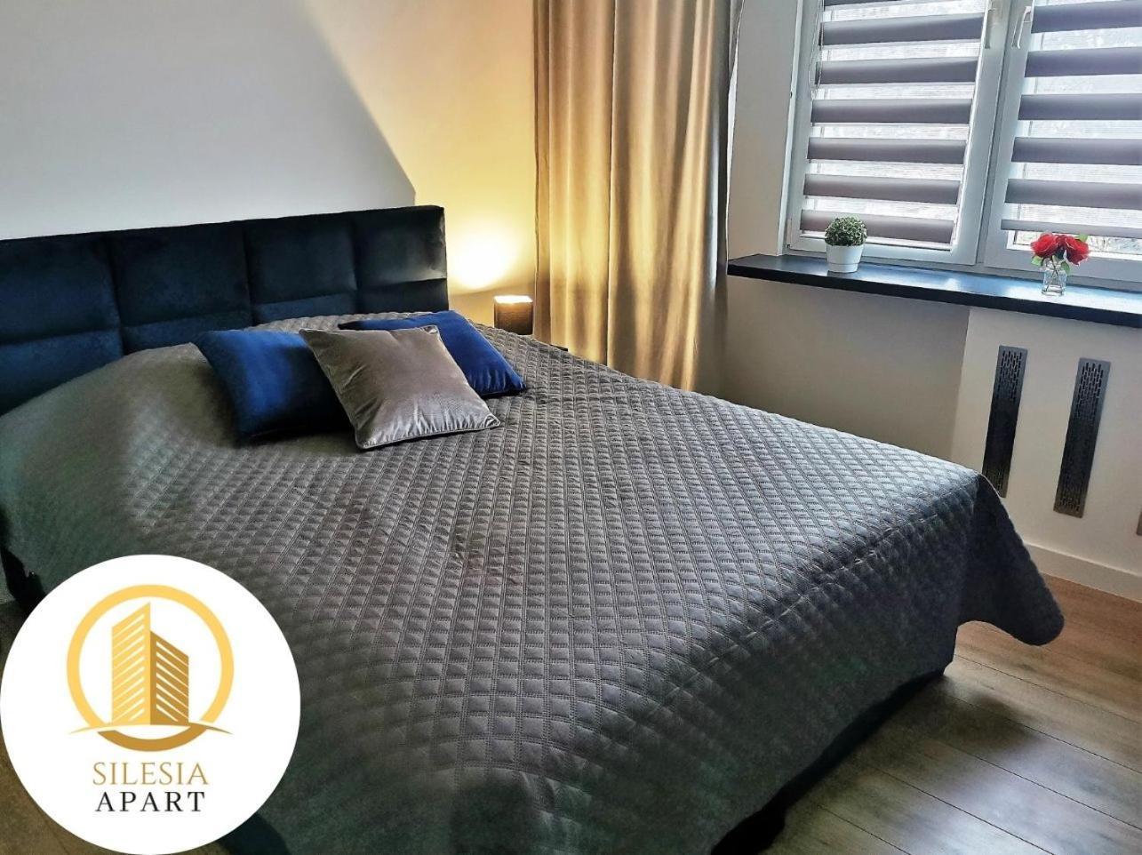 Apartament Granatowy Tychy Kültér fotó