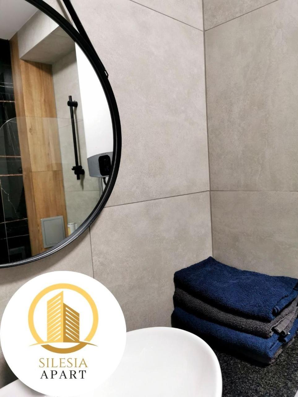 Apartament Granatowy Tychy Kültér fotó